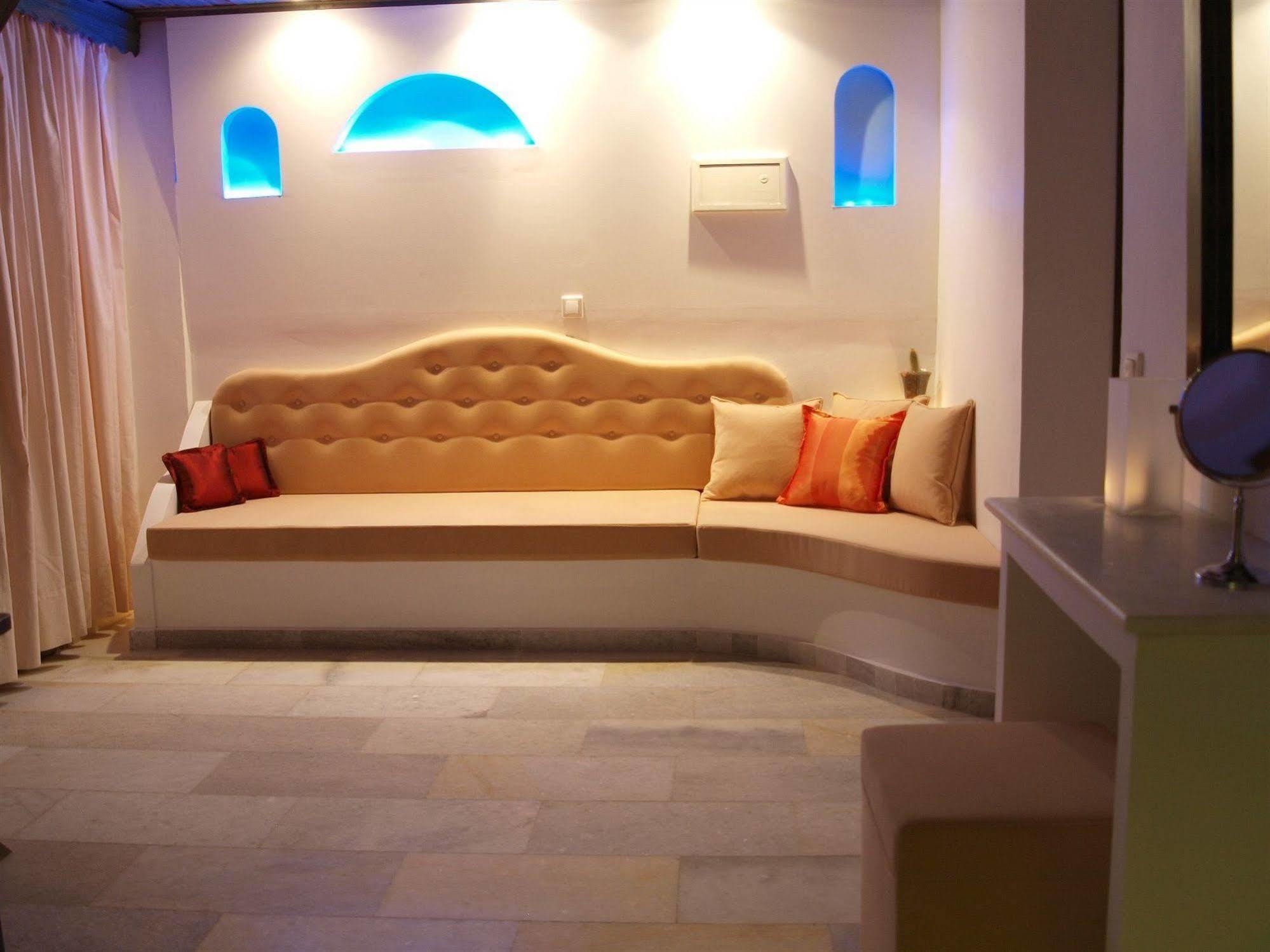 Drossos Hotel Perissa  Pokój zdjęcie